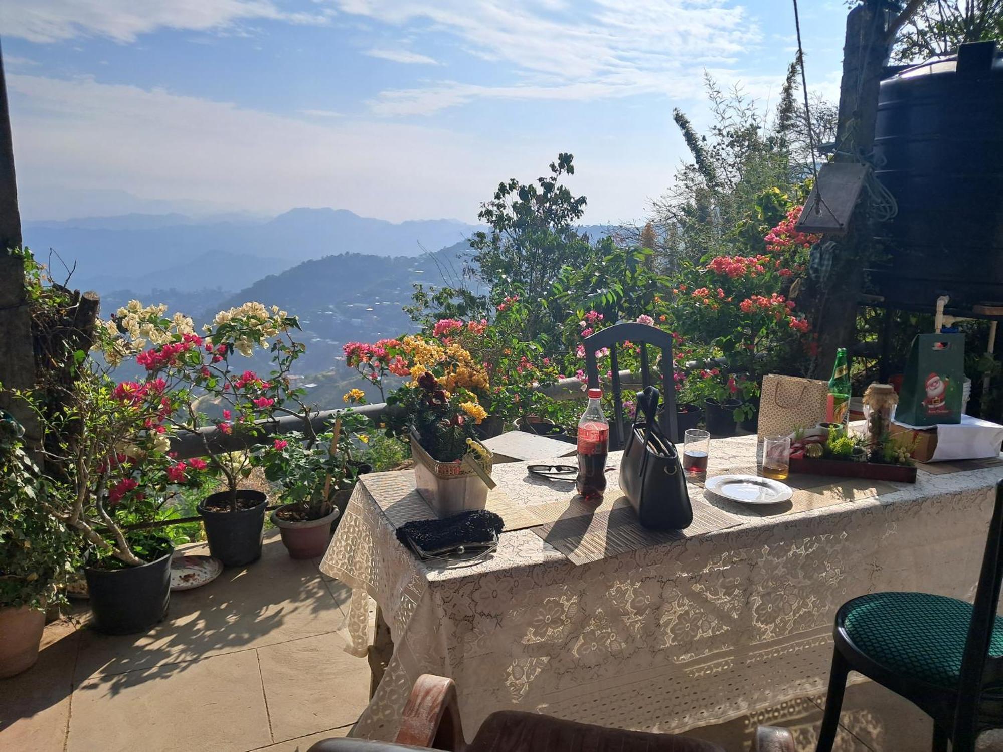 Giftland Homestay Аїджал Екстер'єр фото
